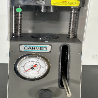 Carver 4350.L Manual Labor Press image 3